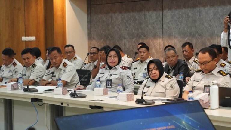 Kalapas Lhokseumawe Pimpin Apel Pagi Pegawai, Tekankan Disiplin dan Tanggung Jawab.